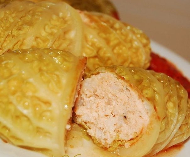 Голубцы из савойской капусты с фаршем из семги (диетическое блюдо)
